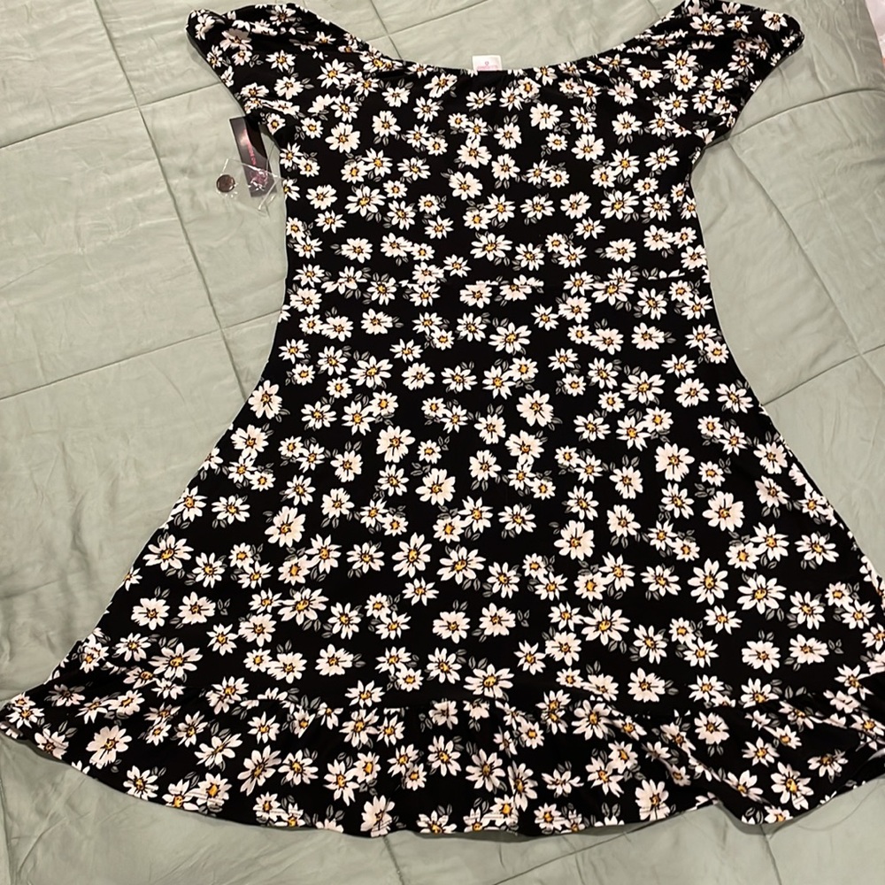 Floral dress - Picture 2 of 4